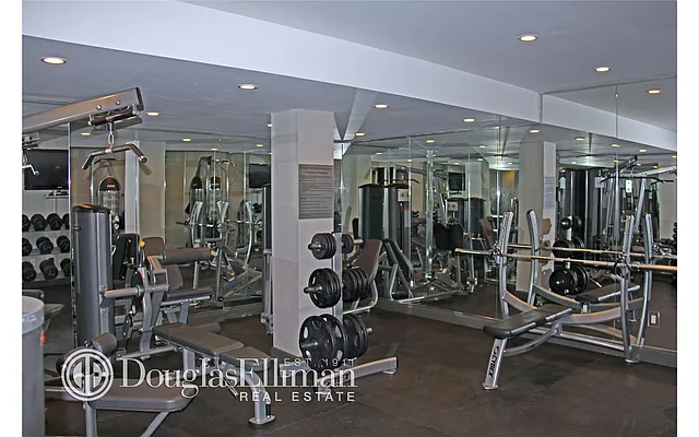 Rented by Douglas Elliman | media 37