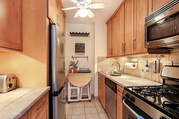 Rented by Corcoran | media 2