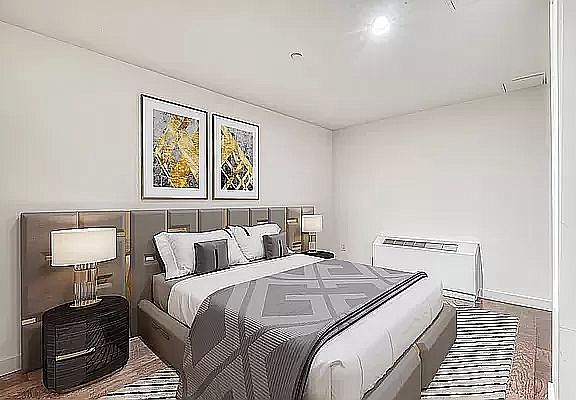 5th image of 116 John St APT 1603