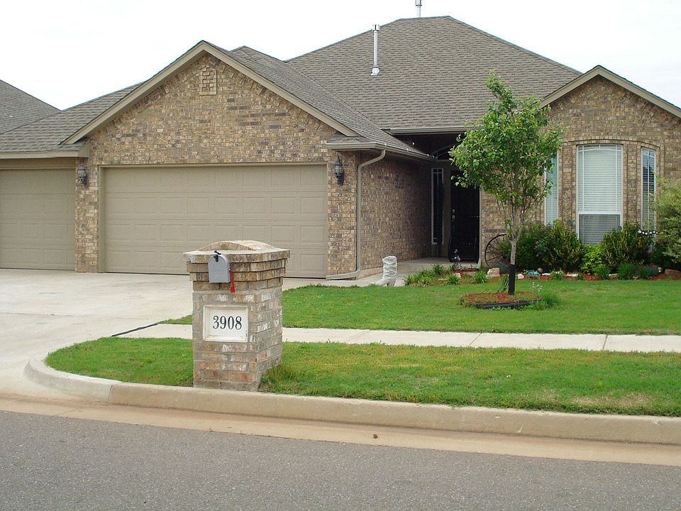 Move-in Ready (short-sale)