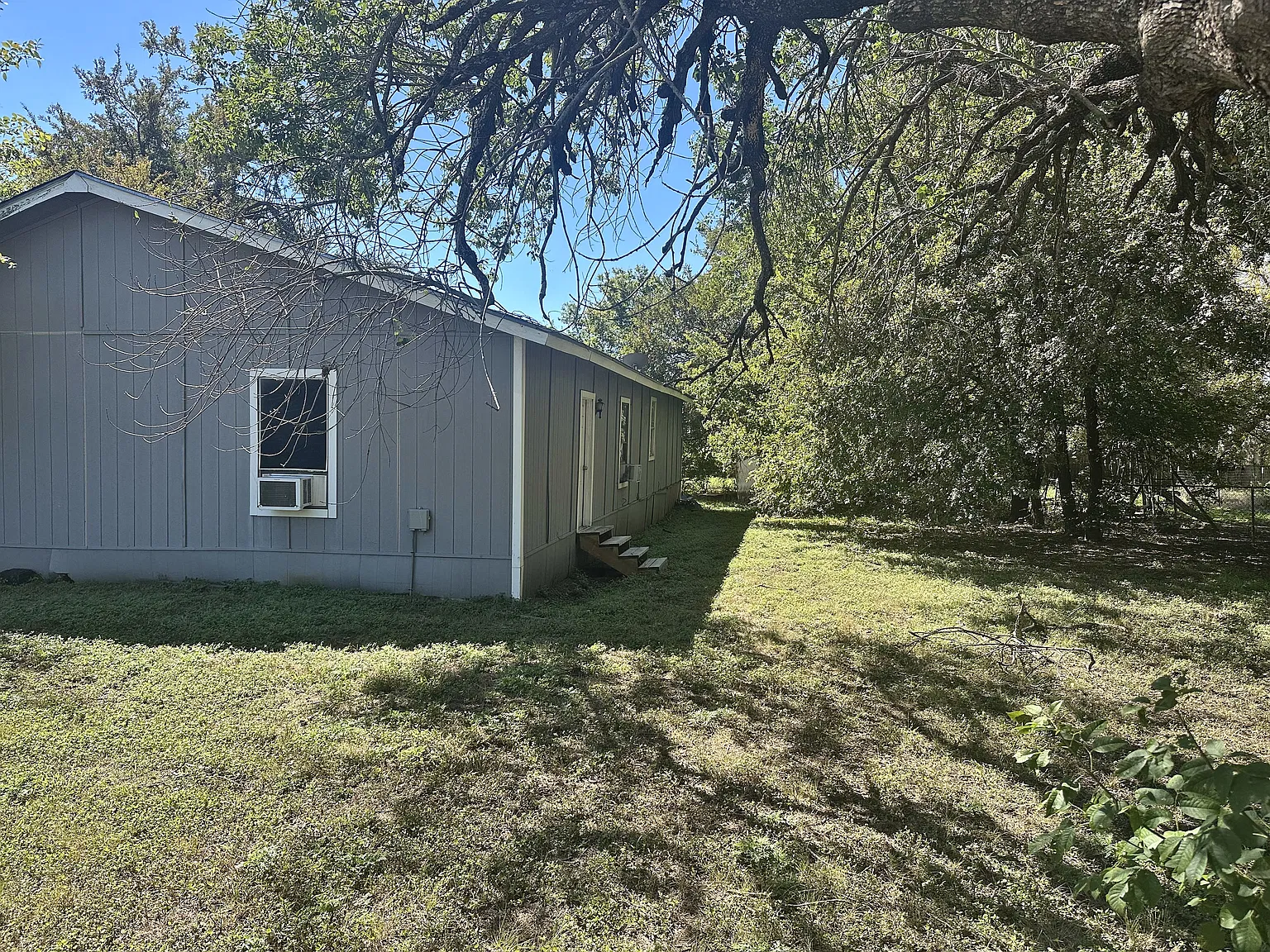 3 bed, 1568 sqft, $1,500 — Photo 3