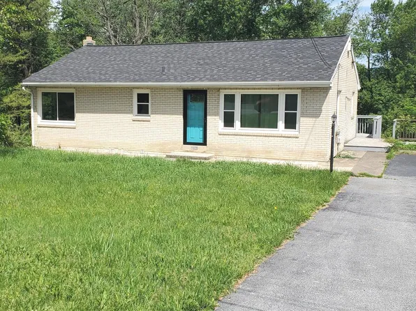 5028 Irene Dr, Harrisburg, PA 17112