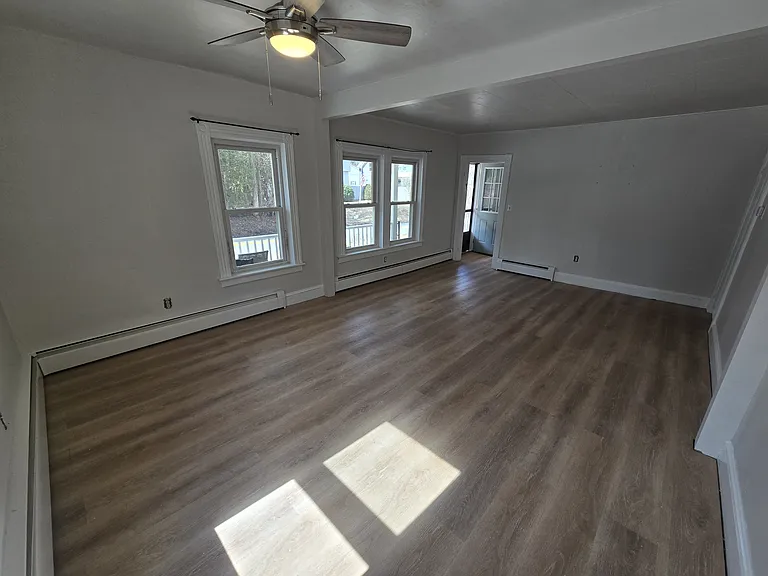 1019 Victory Hwy #1019 — Photo 6
