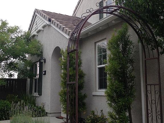 2nd image of 239 Chambord Way
