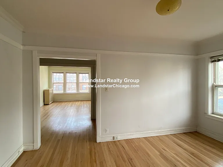 5023 N Winchester Ave #2 — Photo 3