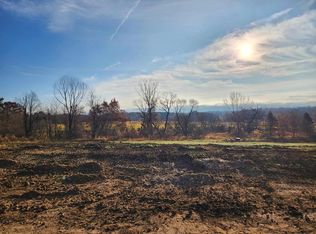 4065 Hanover Dr #26, Deforest, WI 53532