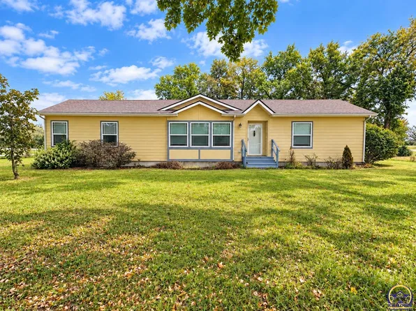 1320 C St, Osage City, KS 66523