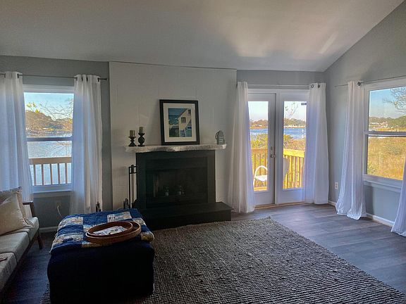 3rd image of 3304 Pretty Lake Ave
