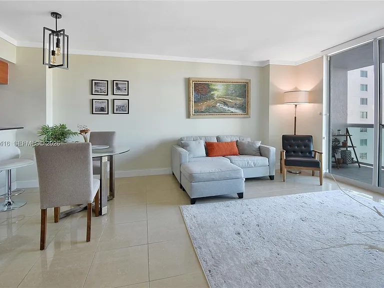 1800 N Bayshore Dr #2308 — Photo 4