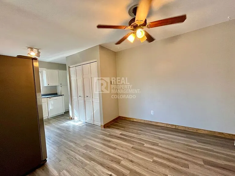 9388 W Eastman Pl — Photo 5