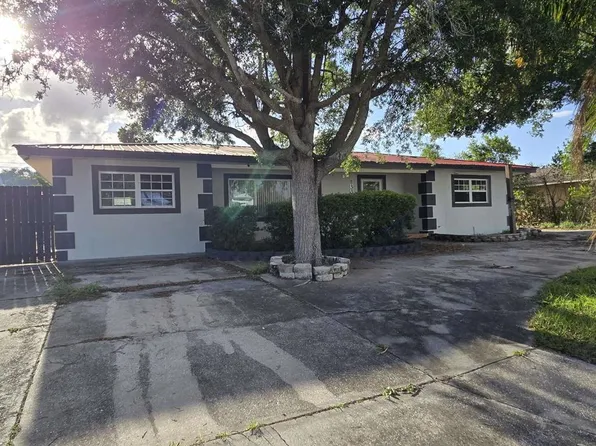 833 Sherwood Dr, Lake Wales, FL 33853