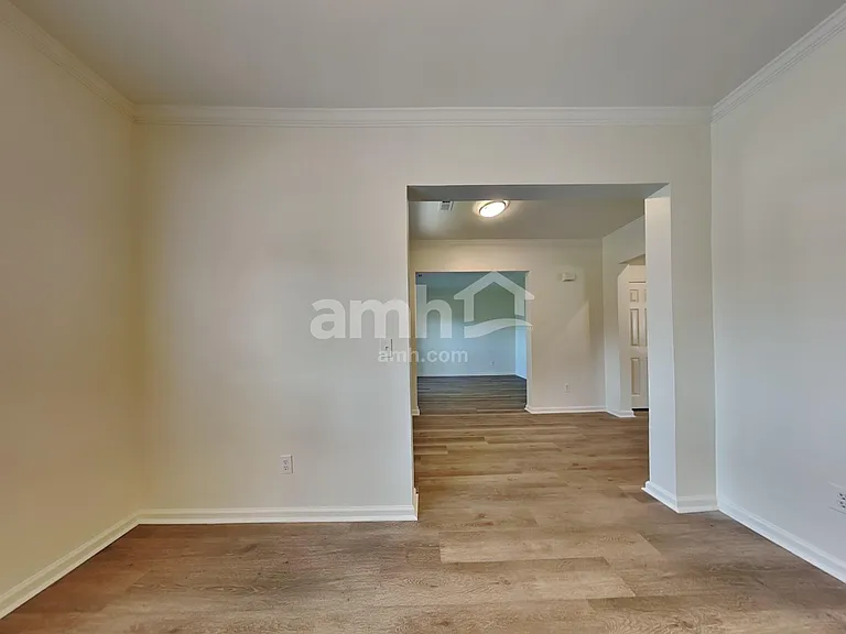415 Caperton Way — Photo 5
