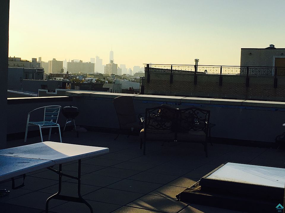 1st image of 274 Jefferson St #405