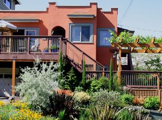 352 N 71st St, Seattle, WA 98103