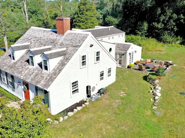 203 County Rd, Bourne, MA 02532