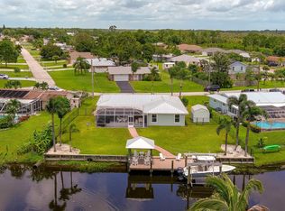715 SE Calmoso Dr, Port Saint Lucie, FL 34983