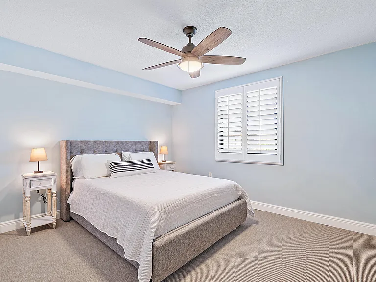 101 S Seas Dr #406 — Photo 15