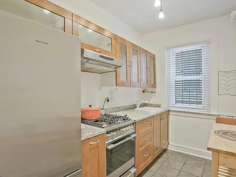 1954 Columbia Rd NW #101 — Photo 8
