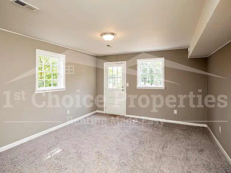 1037 Dawn Dr — Photo 20