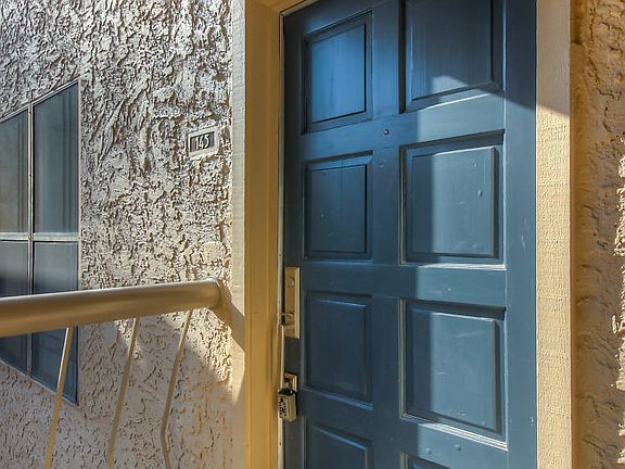 4th image of 5132 N 31st Way Unit 145