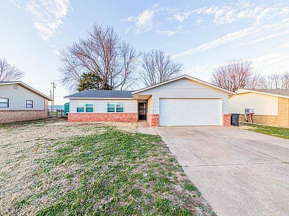 2nd image of 124 Mill Rd