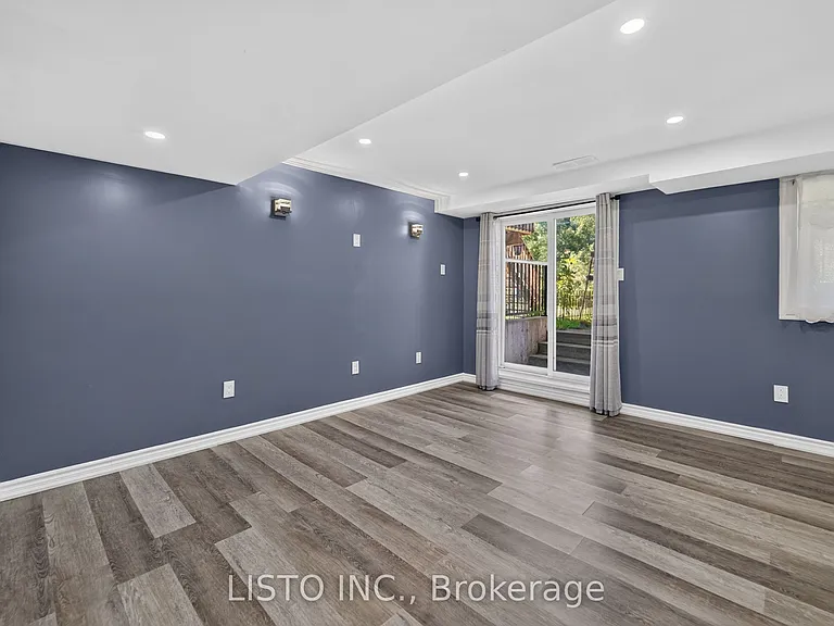 44 Haney Dr — Photo 30