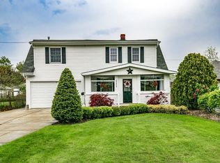 29829 Arthur Ave, Wickliffe, OH 44092