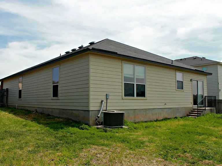 3516 Cisco Trl — Photo 18