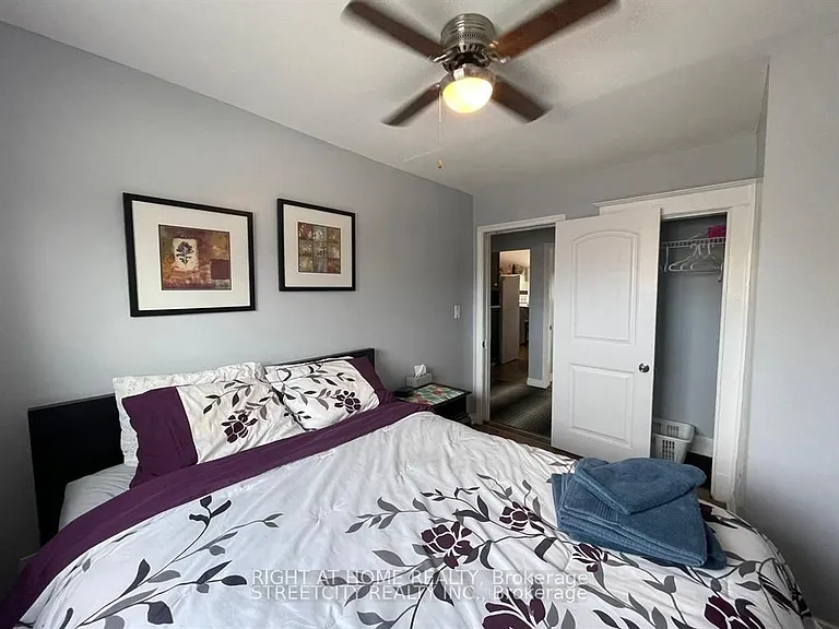 1071.5 Florence St — Photo 3