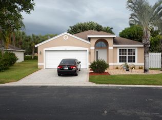 1710 Sawgrass Cir, Greenacres, FL 33413