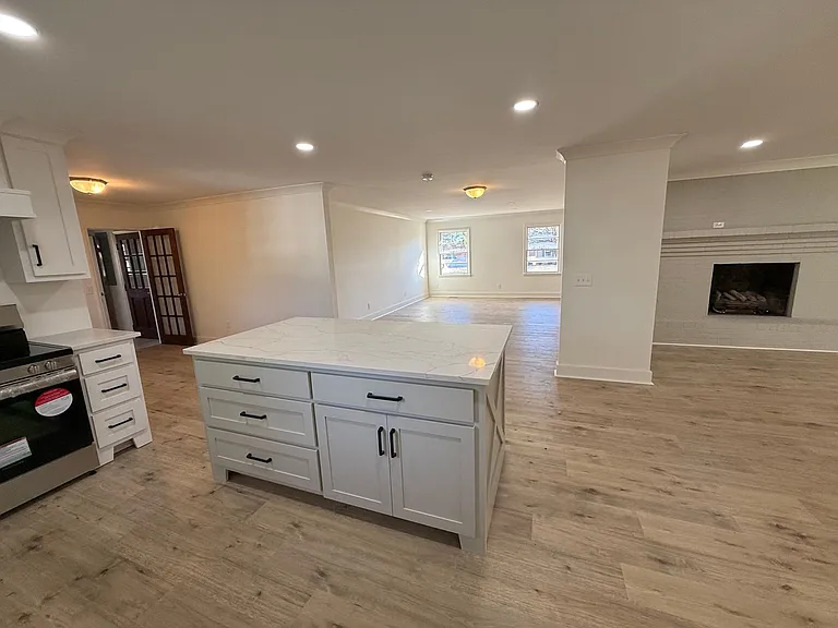 805 7th St NE — Photo 38