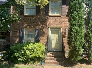 3841 Overton Manor Ln, Birmingham, AL 35243