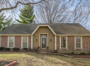 11641 W 101st St, Overland Park, KS 66214