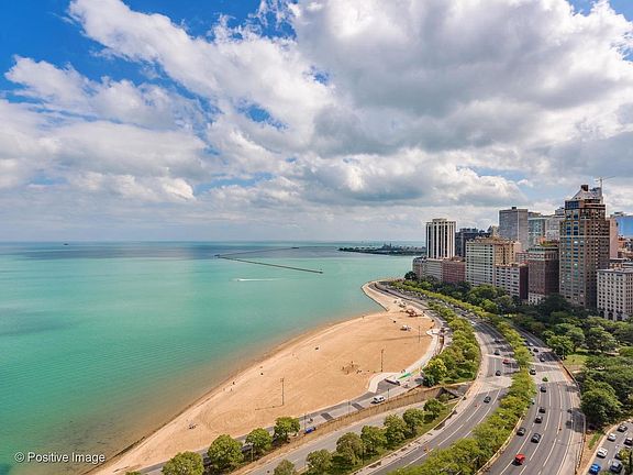 3rd image of 1150 N Lake Shore Dr #19