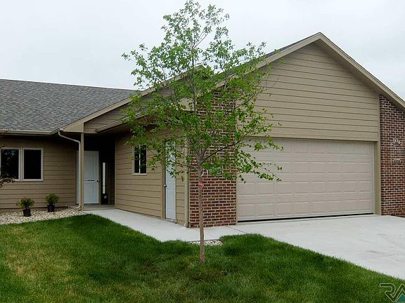 2nd image of 3536 W 91st Pl