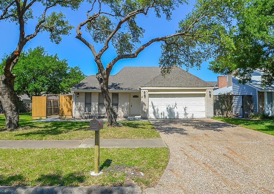 2nd image of 12122 Meadow Valley Ln