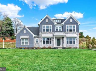 1033 Lititz Bend Dr, Lititz, PA 17543