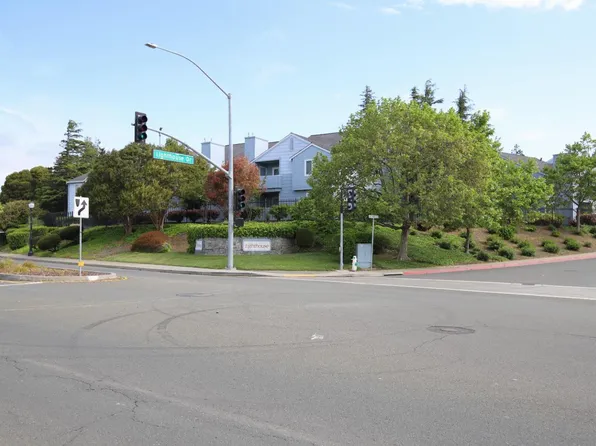 405 Lighthouse Dr, Vallejo, CA 94590