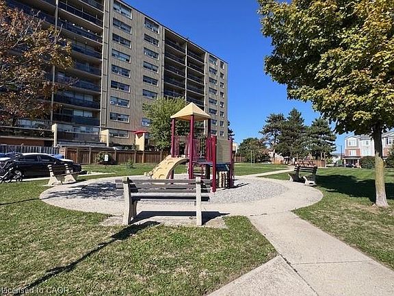 3rd image of 15 Albright Rd #603