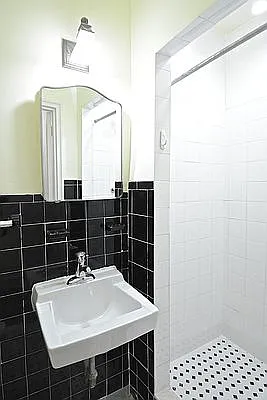 Rented by Cooper & Cooper Real Estate | media 9