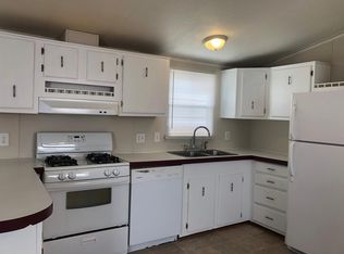 59598 Susan Ln E, New Haven, MI 48048