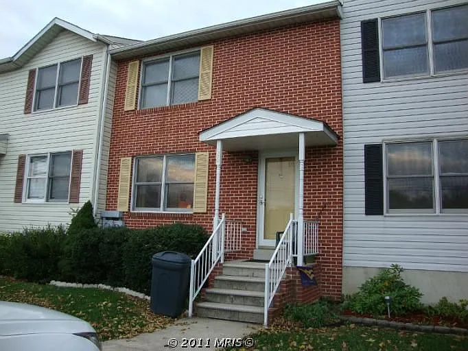 26 Waldeck Ct photo 1