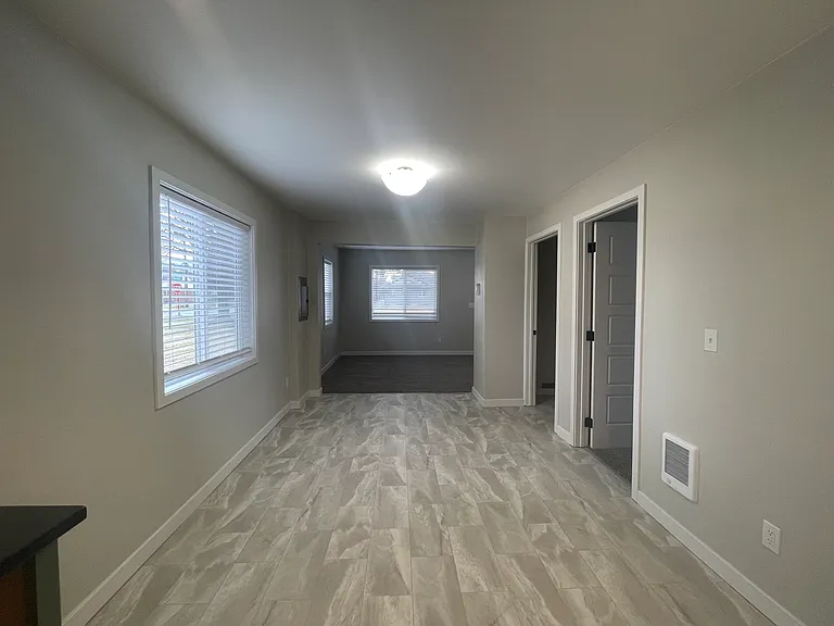 18217 E Sprague Ave — Photo 8