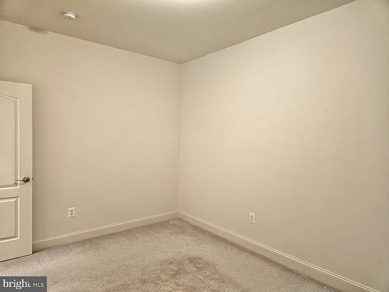 3332 Burton Dr — Photo 80