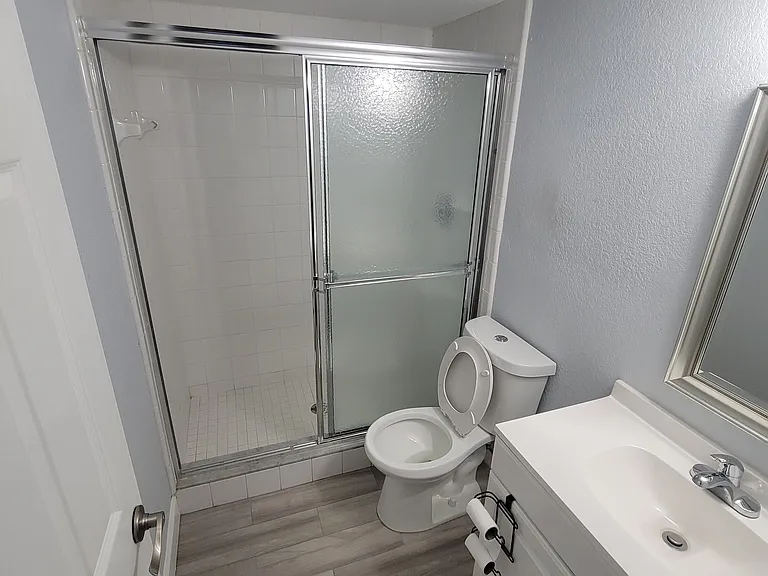 5742 Baywater Dr — Photo 12