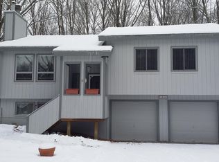 2855 Boulder Rd, Lake Ariel, PA 18436