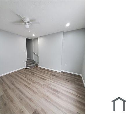 5th image of 1357 E Mound St