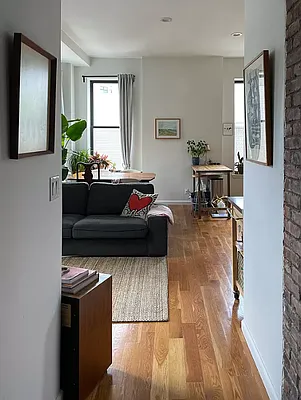 Rented by MySpaceNYC | media 27