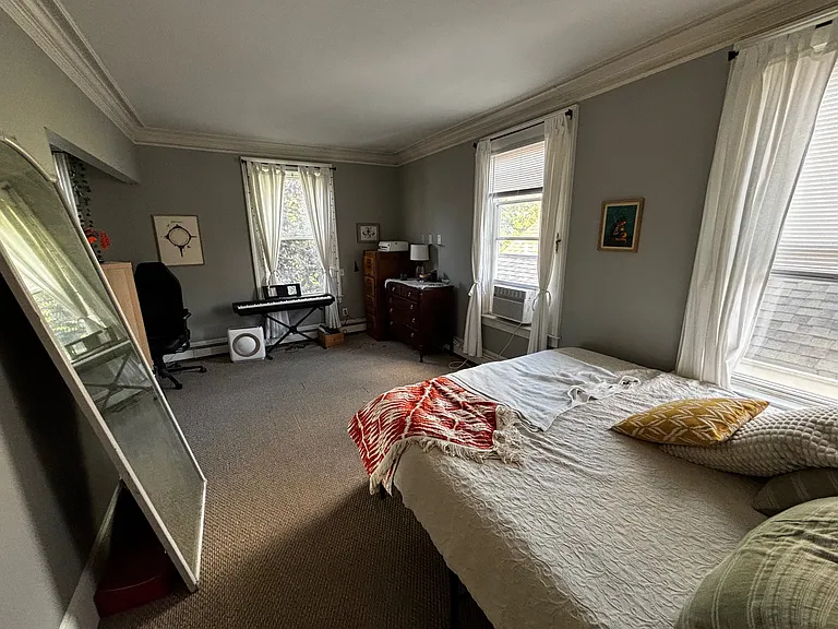 Main bedroom