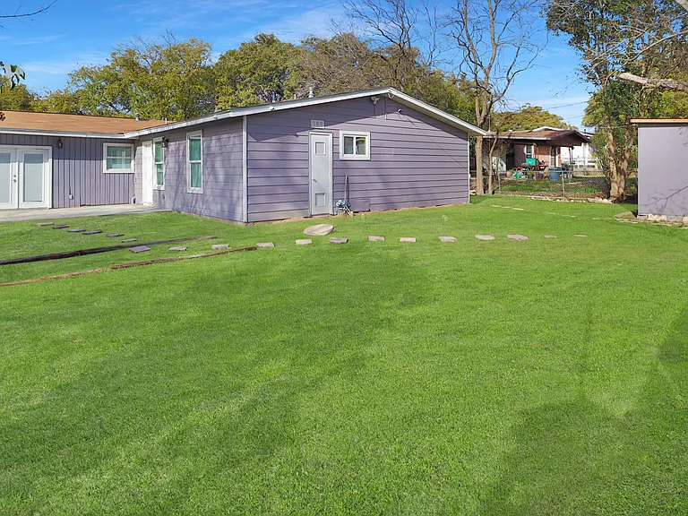 4322 Waikiki Dr — Photo 3